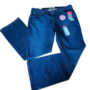 Signature by Levi Strauss Women's Low Rise Bootcut Jeans NWT Size 16 Misses Long